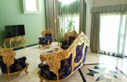 Casă de lux cu panoramă deasupra orașului