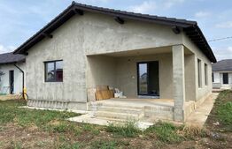 Casa de 100 mp utili, pe un teren de 490 mp in Santandrei