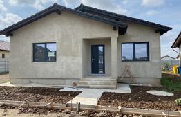 Casa de 100 mp utili, pe un teren de 490 mp in Santandrei