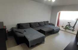 Apartament de 3 camere, decomandat, etaj intermediar, zona Decebal