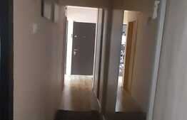 Apartament de 3 camere, decomandat, zona Decebal