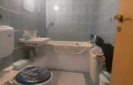 Apartament de 3 camere, decomandat, zona Decebal