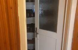 Apartament de 2 camere, decomandat, dubla orientare, zona Centrala