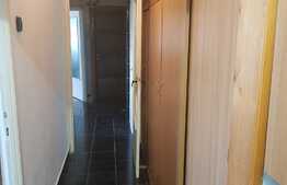 Apartament de 3 camere, 70 mp, etaj 3, zona Dragos Voda