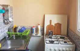 Apartament de 3 camere, 70 mp, etaj 3, zona Dragos Voda