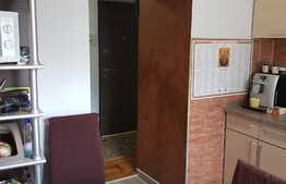 Apartament de 2 camere, decomandat, 50mp, etaj intermediar, zona Nufărul