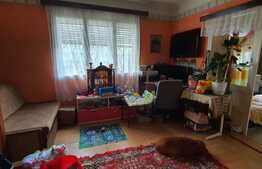 Casă 2 camere, 72 mp, 720 mp teren, zona Episcopia