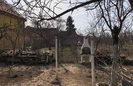 Casă 2 camere, 72 mp, 720 mp teren, zona Episcopia