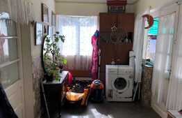 Casă 2 camere, 72 mp, 720 mp teren, zona Episcopia