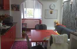 Apartament de trei camere, 65 mp, etaj 2, zona Calea Aradului