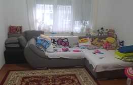 Apartament de trei camere, 65 mp, etaj 2, zona Calea Aradului