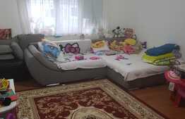 Apartament de trei camere, 65 mp, etaj 2, zona Calea Aradului