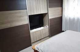 Apartament 2 camere, decomandat, zona Centrala 