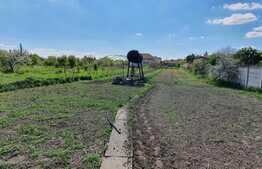 Casă demolabilă cu teren de 1809 mp, Episcopia