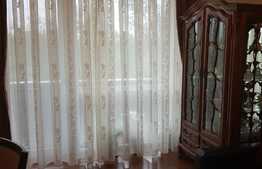 Apartament de trei camere, 67 mp, etaj 1, zona Prima Universitatii