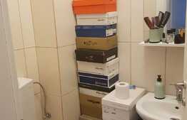 Apartament de trei camere, 67 mp, etaj 1, zona Prima Universitatii