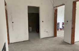 Casa de 140mp, teren de 490mp, în Grigorescu