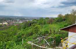 Teren intravilan, 2400 mp cu front de 30 ml, Piatra Craiului