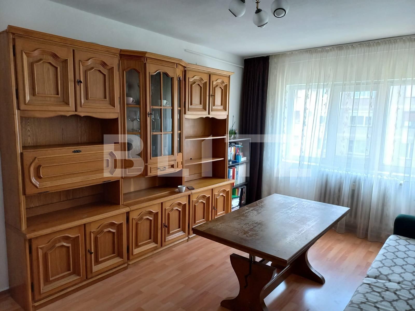 Apartament de 2 camere, decomandat, cartier Dragoș Voda