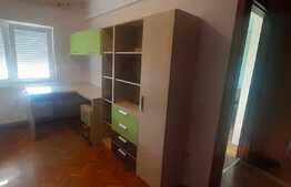 Apartament 3 camere, 74 mp, decomandat, zona Centrala