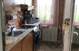 Apartament de 3 camere, decomandat, etaj 4, Rogerius