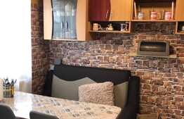 Apartament de 3 camere, decomandat, etaj 4, Rogerius