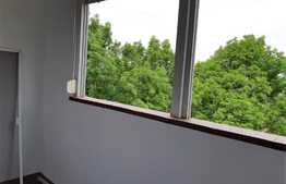 Apartament de 3 camere, 72 mp, decomandat, parcare, zona Rogerius!