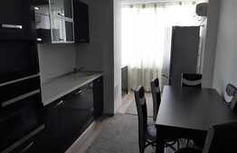 Apartament de 3 camere, 72 mp, decomandat, parcare, zona Rogerius!