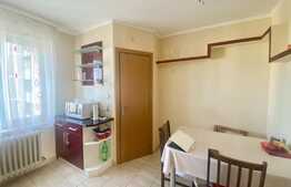 Apartament de 3 camere, 76 mp, etaj intermediar, zona Dragos Voda