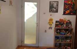 Apartament de 2 camere, 40 mp, etaj 1, zona Dacia