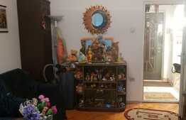 Apartament de 2 camere, 40 mp, etaj 1, zona Dacia