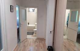 Apartament de 3 camere, semidecomandat, etaj 2, parcare, zona Dacia