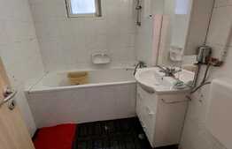 Apartament 3 camere, 2 bai, 72mp, balcon, zona Decebal