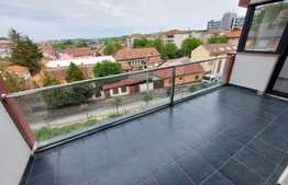 Apartament 2 camere, 70 mp, balcon, Spitalul Judetean