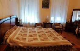 Apartament 3 camere, 90 mp, parcare, zona Centrala