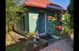 Casă 3 camere, 115 mp, teren 465 mp, parcare, în centrul Oradiei