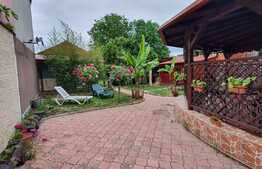 Casă 3 camere, 115 mp, teren 465 mp, parcare, în centrul Oradiei