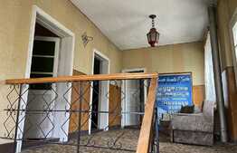 Casă cu etaj de 4 camere, 200 mp, mobilat/utilat, zona Beldiceanu la 3 minute de Crisul