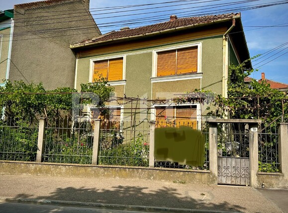Casa de vânzare 4 camere Iorga - 87540CV | BLITZ Oradea | Poza1