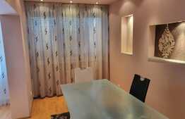 Apartament de 4 camere, 71 mp, etaj intermediar, Rogerius