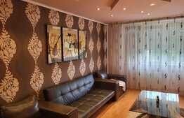 Apartament de 4 camere, 71 mp, etaj intermediar, Rogerius