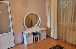 Apartament de 4 camere, 71 mp, etaj intermediar, Rogerius