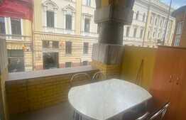 Apartament de 2 camere, semidecomandat, 51 mp, Ultracentral