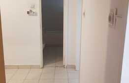 Apartament de trei camere, 66 mp util, etaj 2, zona Rogerius