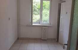Apartament de trei camere, 66 mp util, etaj 2, zona Rogerius