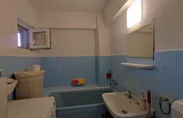 Apartament 4 camere, decomandat, 80 mp, zona Stefan cel Mare