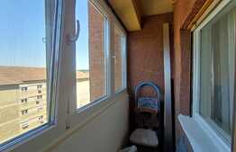 Apartament 4 camere, decomandat, 80 mp, zona Stefan cel Mare