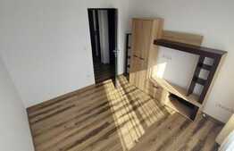 Apartament 3 camere, 69 mp, balcon, zona Iosia