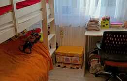 Apartament 3 camere, 50 mp, etaj intermediar, zona Rogerius