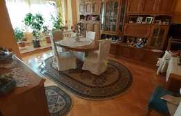 Apartament 4 camere, 118 mp, etaj intermediar, zona Rogerius